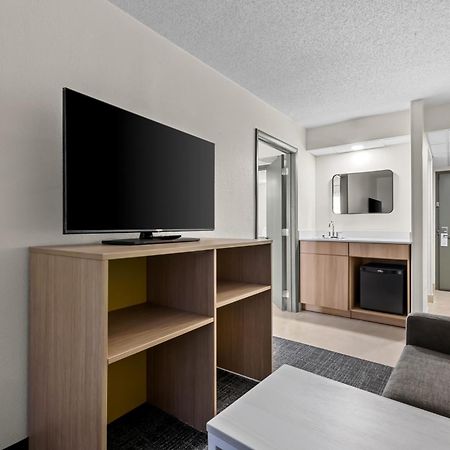 Best Western Plus Philadelphia Bensalem Hotel Exterior foto