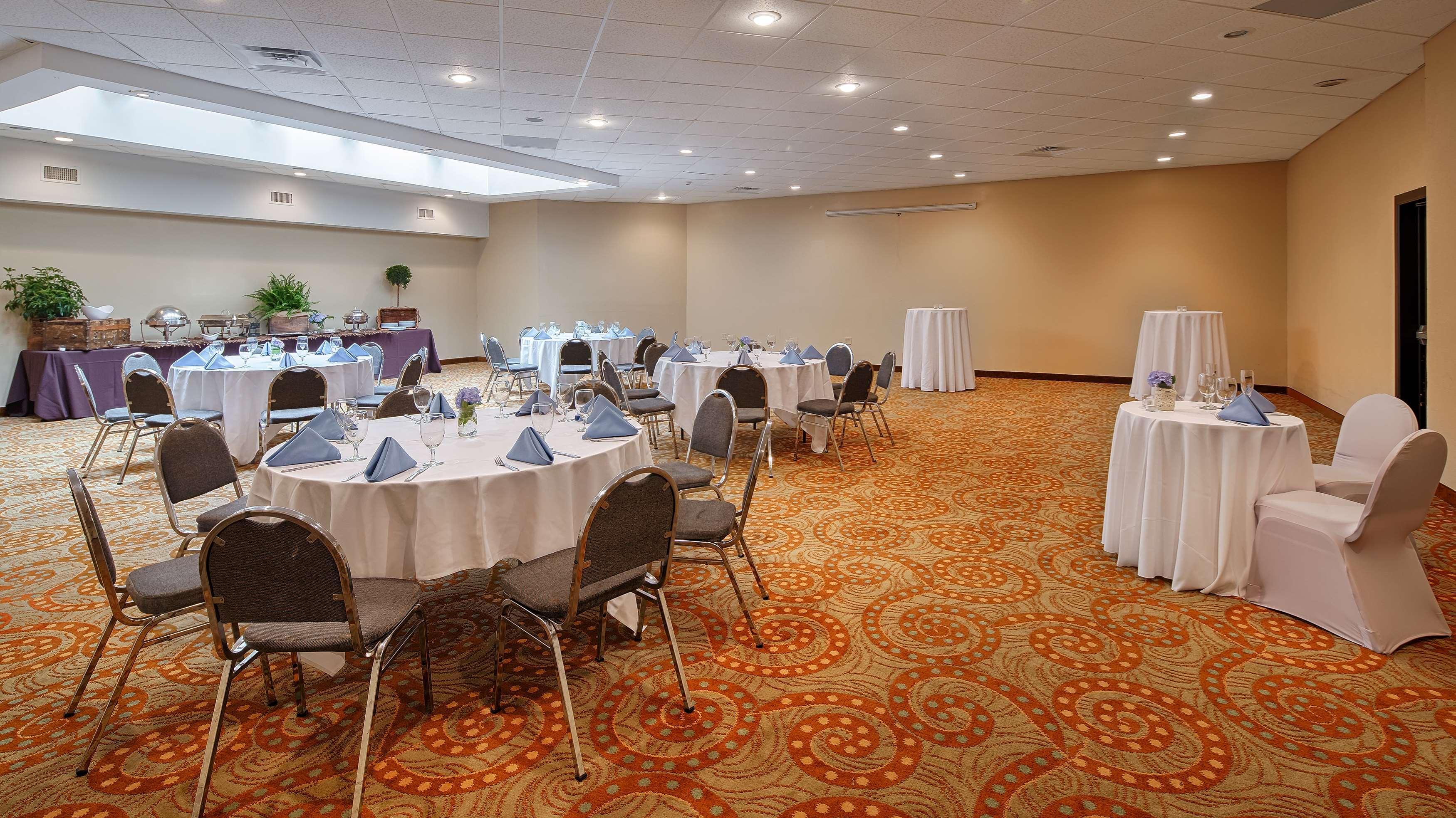 Best Western Plus Philadelphia Bensalem Hotel Exterior foto