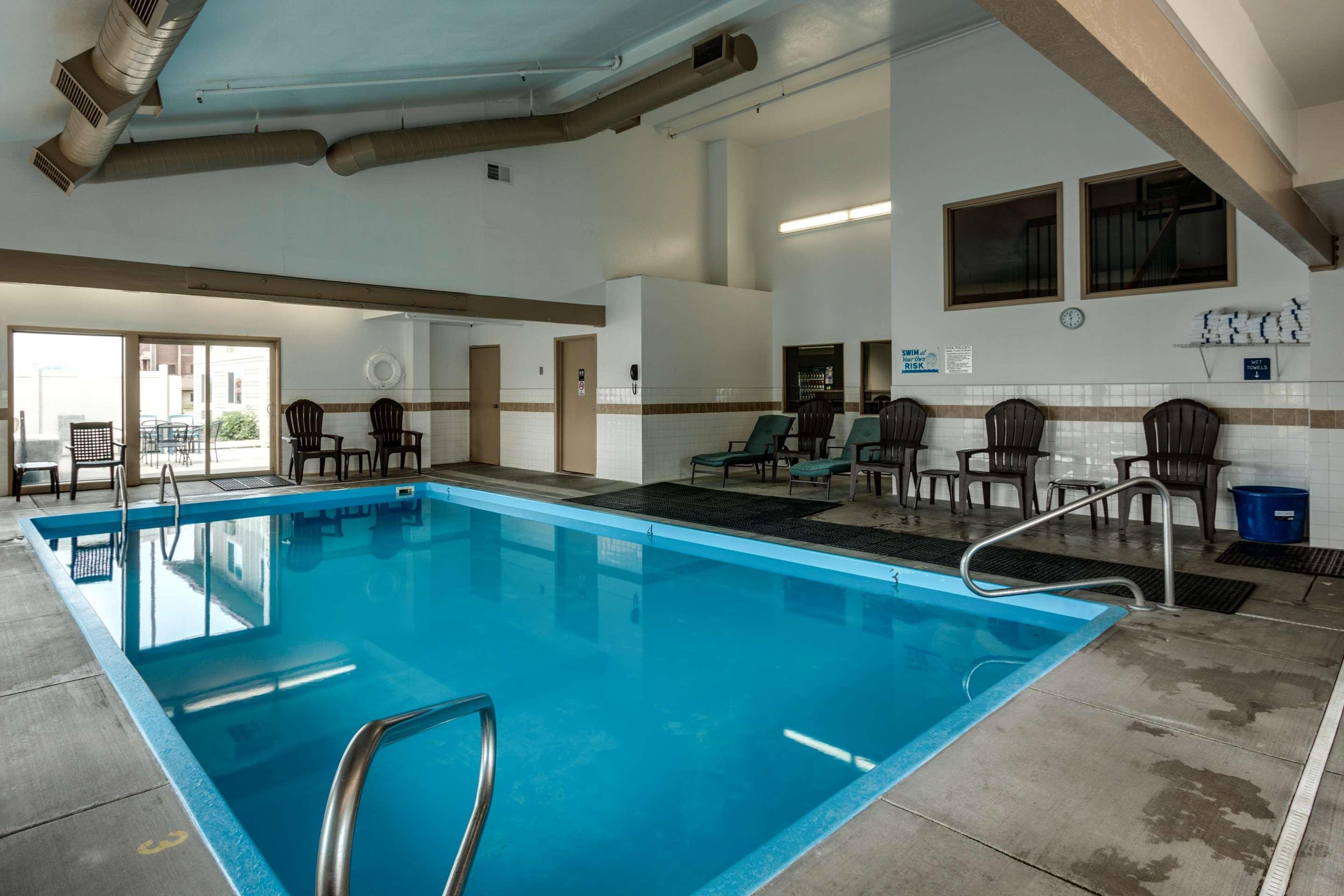 Best Western Plus Philadelphia Bensalem Hotel Exterior foto