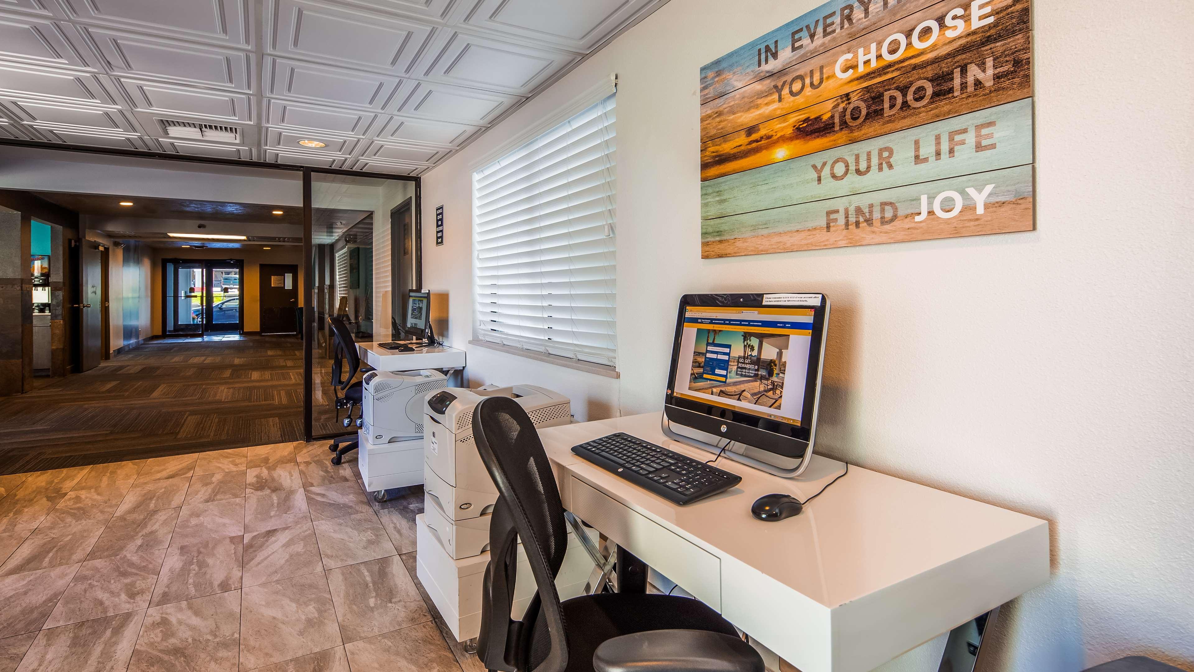 Best Western Plus Philadelphia Bensalem Hotel Exterior foto